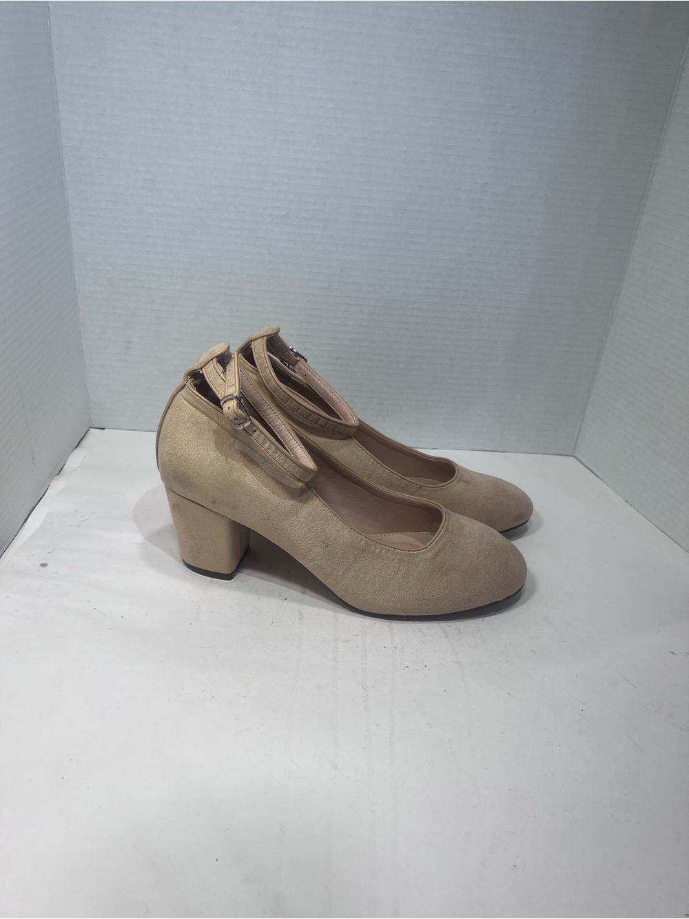 Women’s Ankle-Strap Block Heel Pumps in Beige